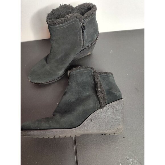 Cole Haan Women's Michelle Shearling Waterproof Short Wedge boot, 9B - Picture 2 of 8